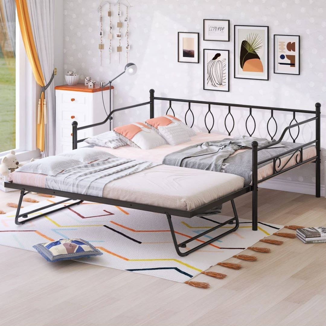 Black Full Size Metal Daybed With Twin Size Adjustable Trundle
